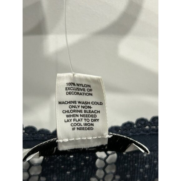 Ann Taylor Loft NWT Navy Crochet Lace Top Bell Sleeves Whimsygoth Witchy Sz XS - Picture 8 of 10